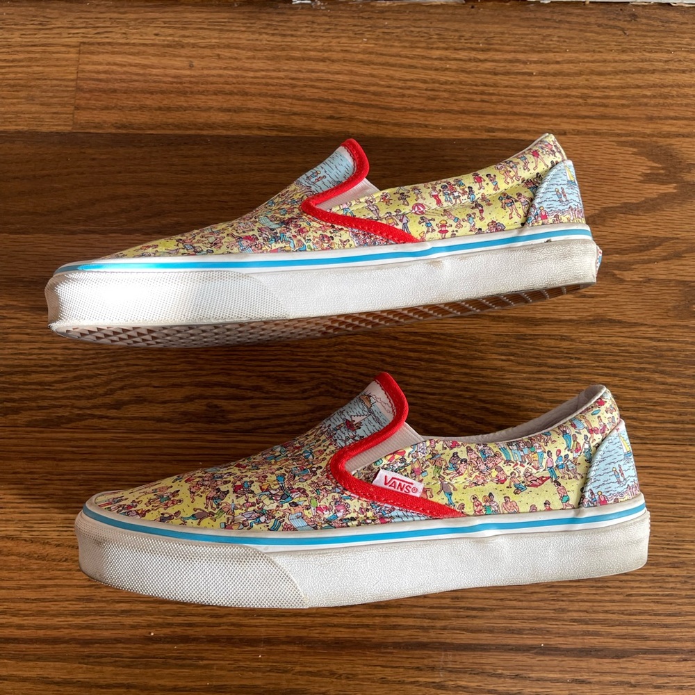 Vans X Where’s Waldo Beach Print Classic Slip On Shoes M 7/W 8.5 Find Steve - Picture 6 of 11